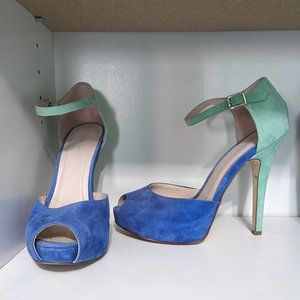 BCBGeneration Size 9 Suede Ankle Strap Heels Stilletto